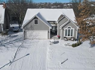 5208 Rosehill Rd, Shawnee, KS 66216