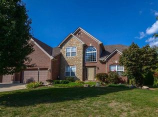 65 Hunter Woods Dr, Oxford, OH 45056