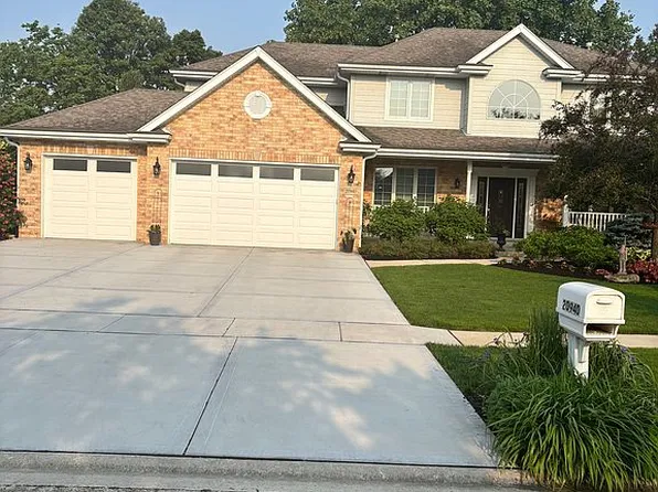 20940 Bradford Dr, Mokena, IL 60448