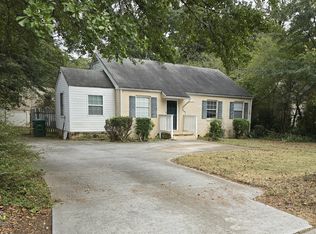 3104 Grove Cir, Hapeville, GA