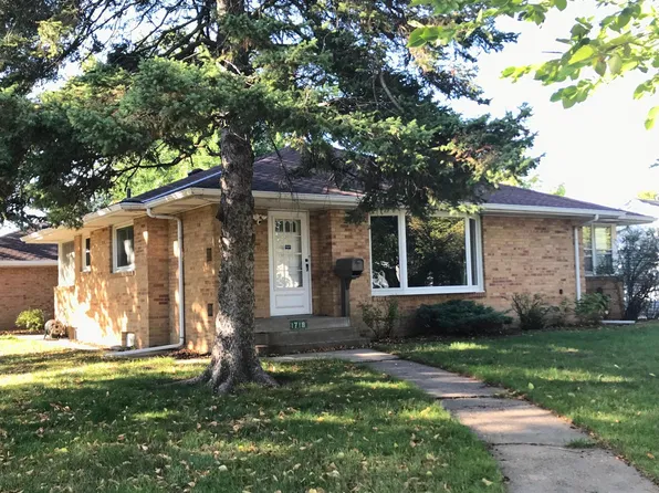 1718 Sherwood Ave, Saint Paul, MN 55106