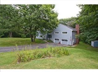 373 Middle Rd, Falmouth, ME 04105