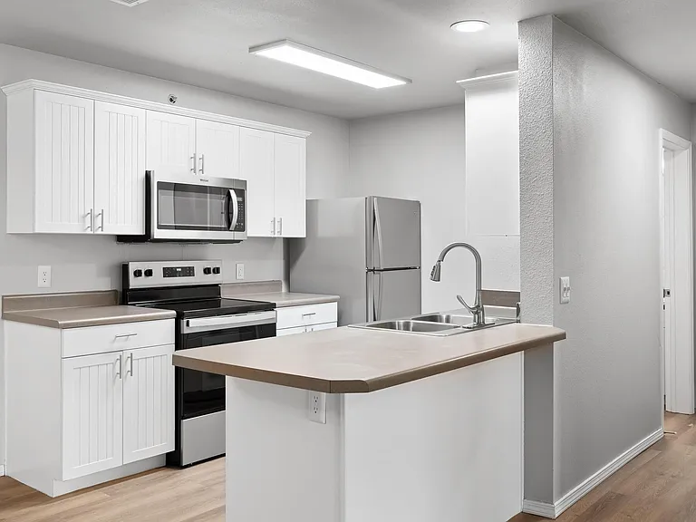 Sherwood Village Apartments — Photo 11
