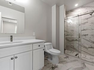 1735 28th St SE UNIT 301, Washington, DC 20020