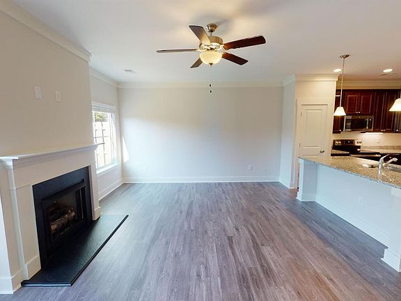 4th image of 108 Bluet Ln #108
