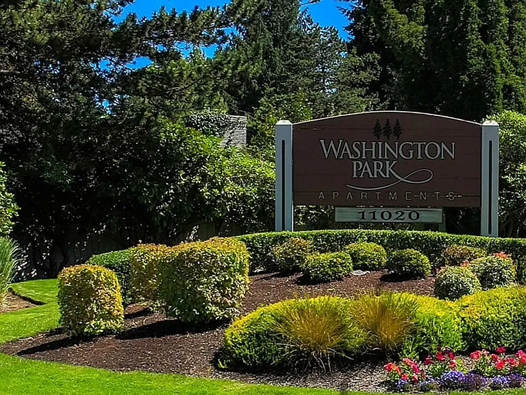 Washington Park Apartments — Photo 1