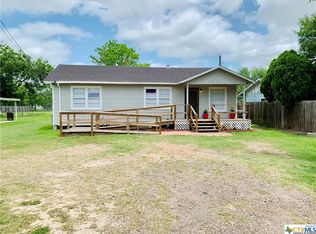 4812 Lone Tree Rd, Victoria, TX 77901