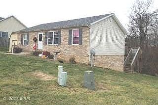 1st image of 648 Fulton Dr
