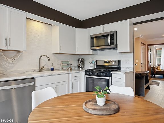 5th image of 104 Millington Way #104