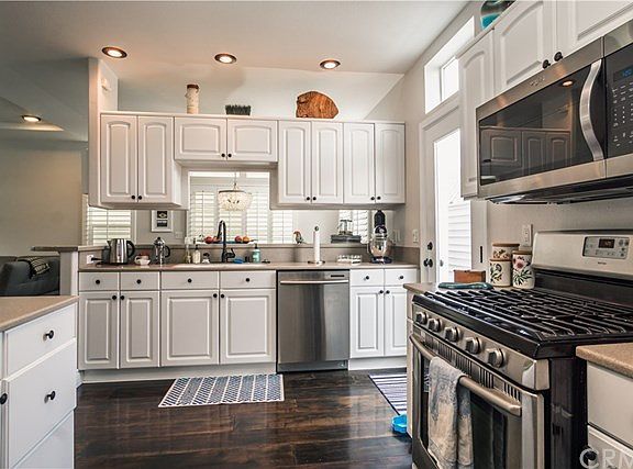 5th image of 31 Beach Dr #31