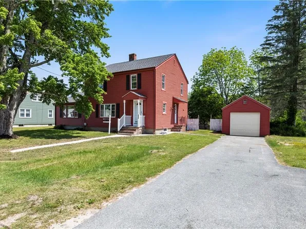 121 Howard Ave, Pascoag, RI 02859