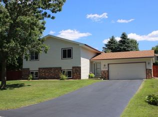 4704 Covington Ct, Eagan, MN 55122