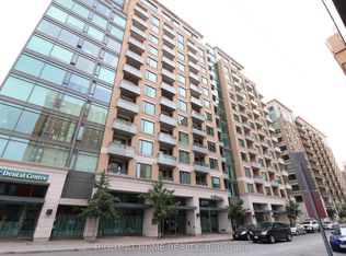 238 Besserer St #810, Ottawa, ON K1N 6B1