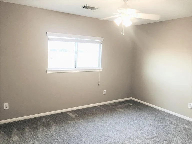 5743 Horseshoe Fls — Photo 24