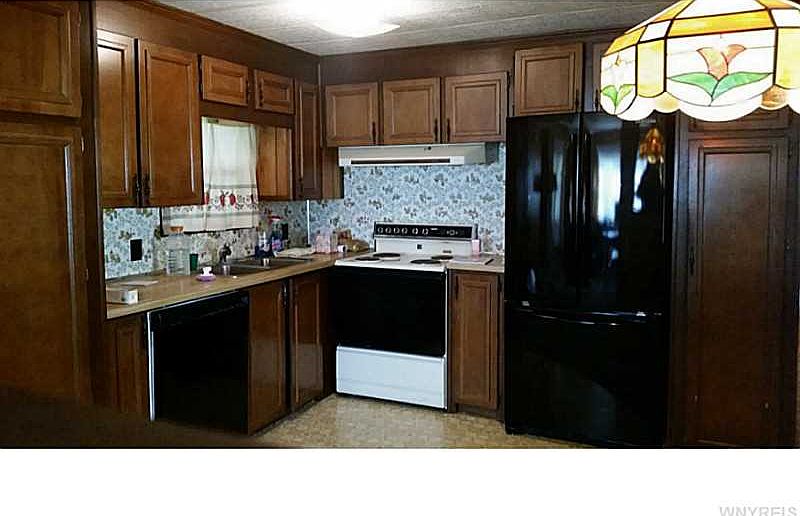 2nd image of 79 Lakewood Vlg