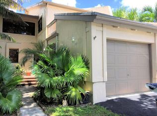 1812 SW 53rd Ave #4, Fort Lauderdale, FL 33317