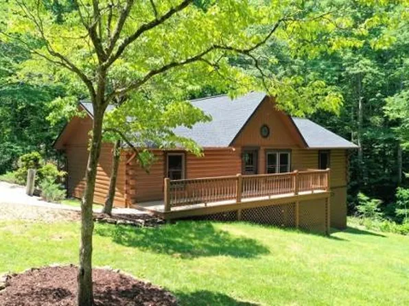 1482 S Country Club Dr, Cullowhee, NC 28723