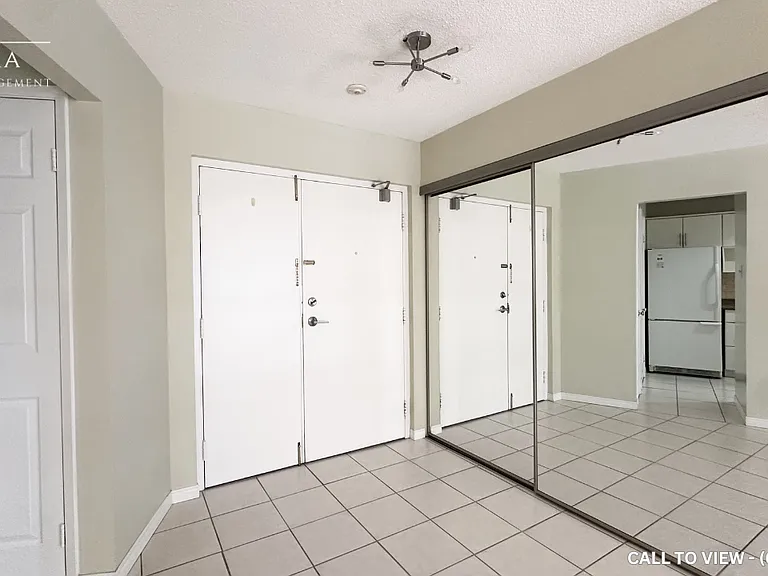 500 Talbot St #503 — Photo 17