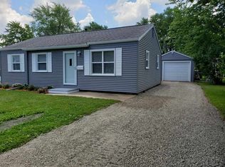 11 Salem Rd, Springfield, IL 62702