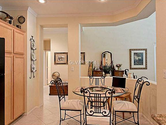 2nd image of 1920 Summer Palm Pl Unit 102