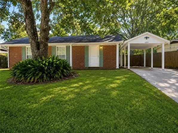 1253 Devander Dr, Mobile, AL 36608