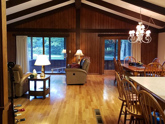 Kitchen/Living Room/Dining