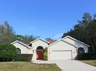 4 Candytuft Ct, Homosassa, FL 34446