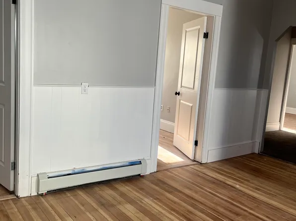 (undisclosed Address), East Providence, RI 02914