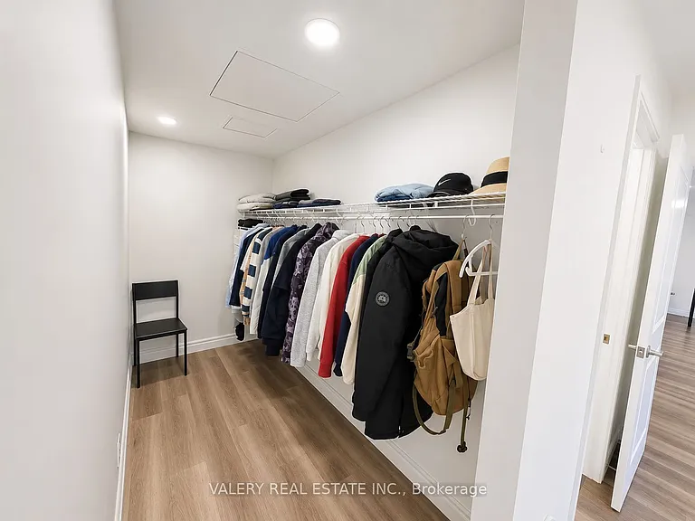 1611 Banwell Rd #611 — Photo 8