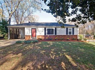658 Barnes Dr SW, Mableton, GA