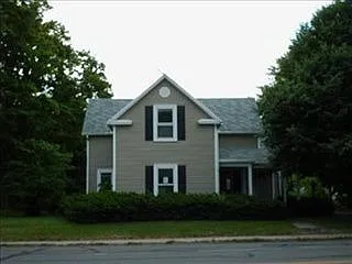 601 N Market St photo 1