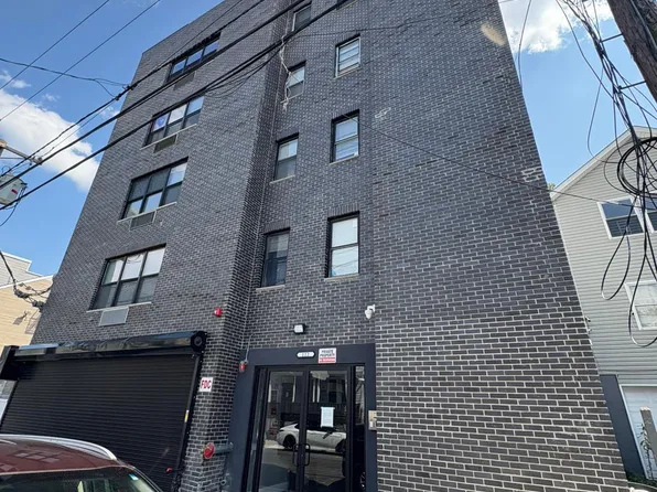 112 Godwin Ave, Paterson, NJ 07501