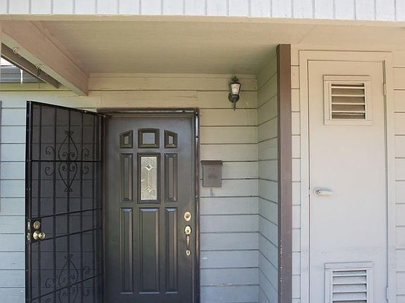 2nd image of 4173 Mitzi Dr #B
