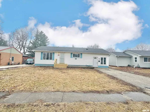 200 W Givens St, Abingdon, IL 61410