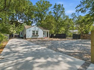 1550 Folly Rd, Charleston, SC 29412
