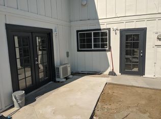 2116 Weeping Willow Way #A, Fallbrook, CA 92028