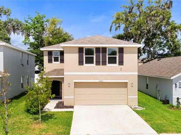 13727 Whiskey Daisy Dr, Dade City, FL 33525