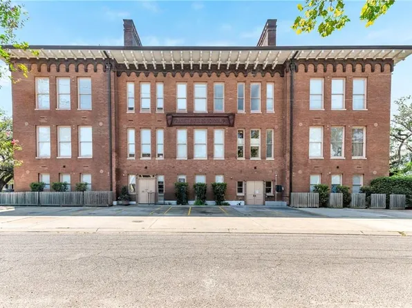 3601 Camp St #305, New Orleans, LA 70115