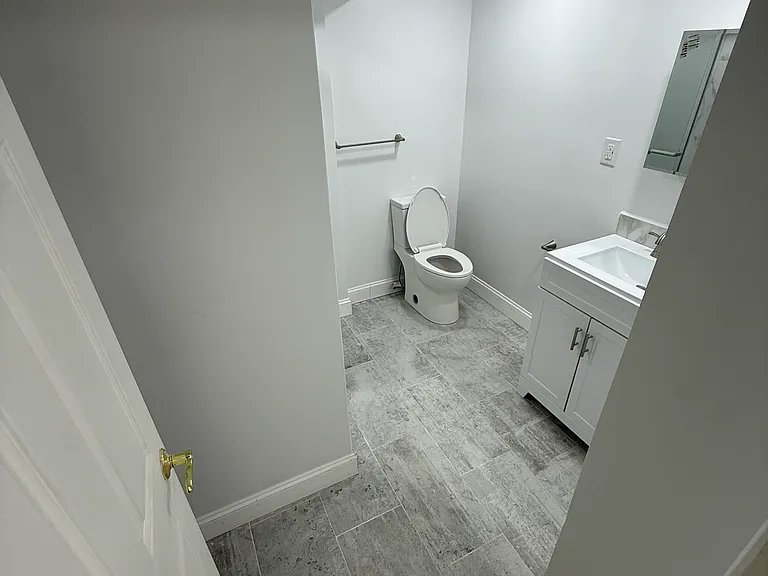 204 Philip Ave — Photo 7