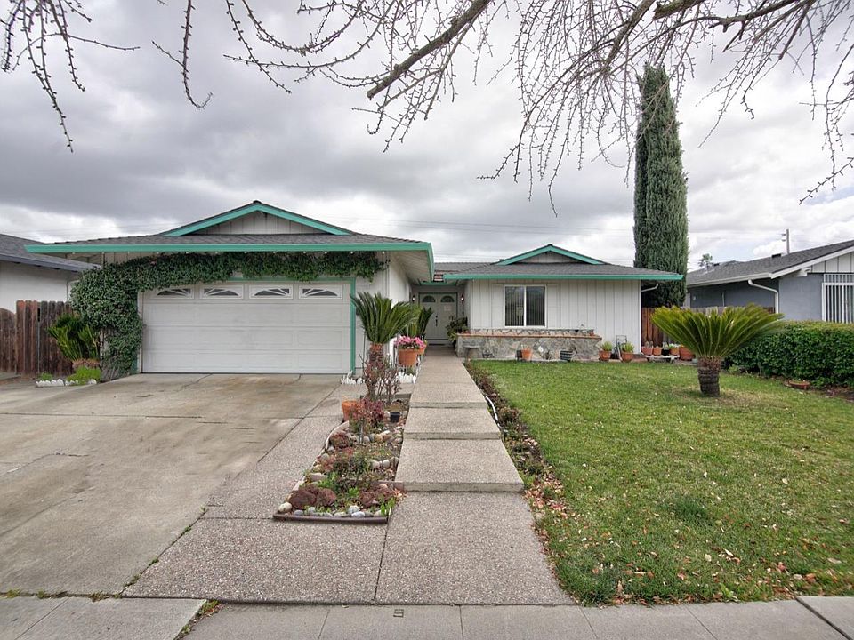 1st image of 6052 Cahalan Ave