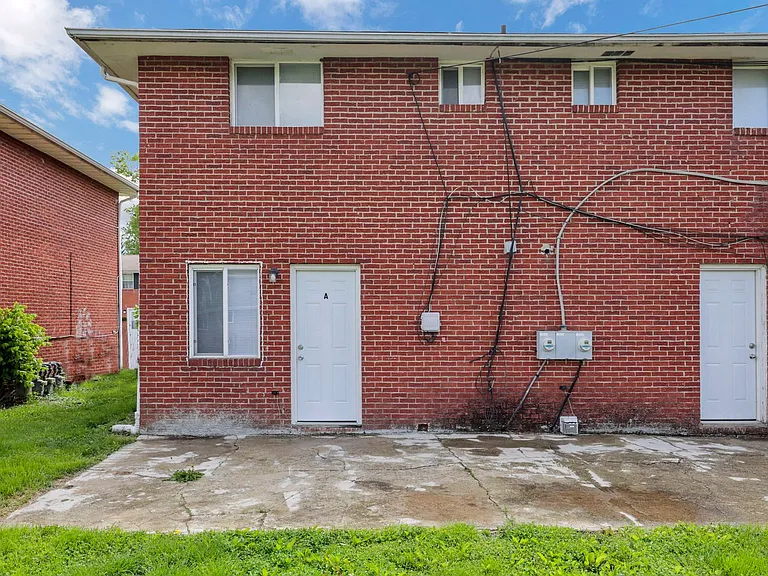 429 Barnett Rd — Photo 26