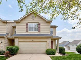 650 Country Heights Dr, Lake Saint Louis, MO 63367