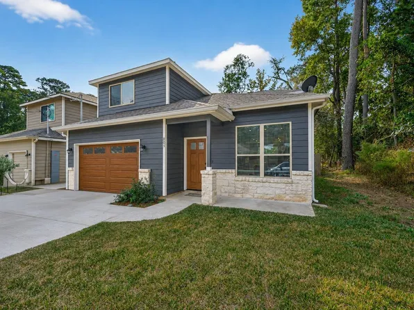 804 Pearl River Dr, Montgomery, TX 77316