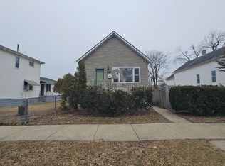 422 Garfield Ave, Calumet City, IL 60409