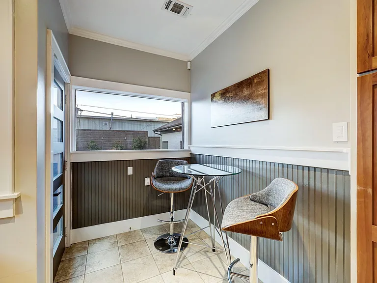 1754 Hawthorne St — Photo 10