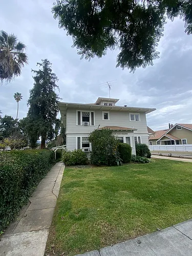 24 Grant St Photo 1
