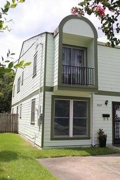 1st image of 3107 Carondelet St