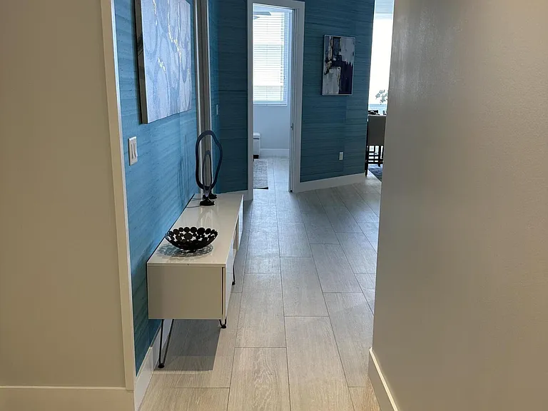 1617 N Flagler Dr — Photo 2