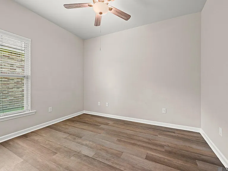 15405 Mossystone Dr — Photo 11