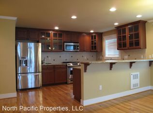 9212 Fremont Ave N #B, Seattle, WA 98103